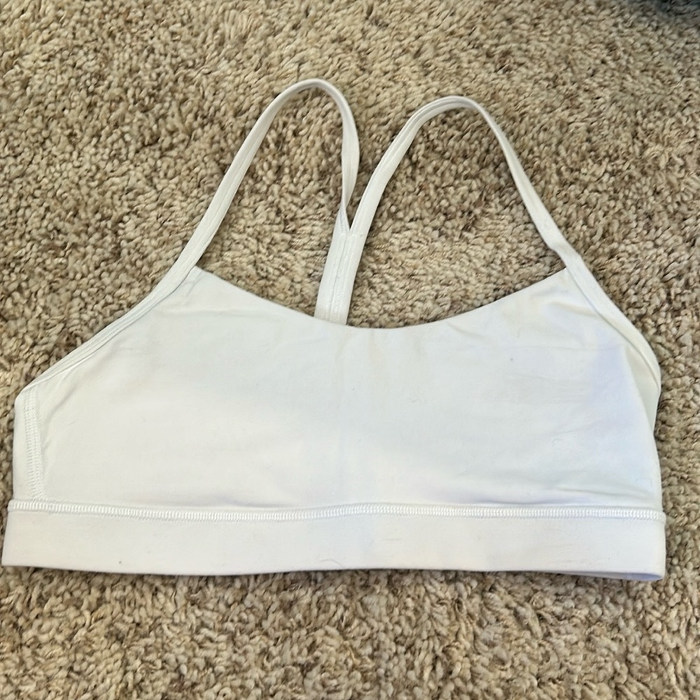 Lululemon sports bra size 8